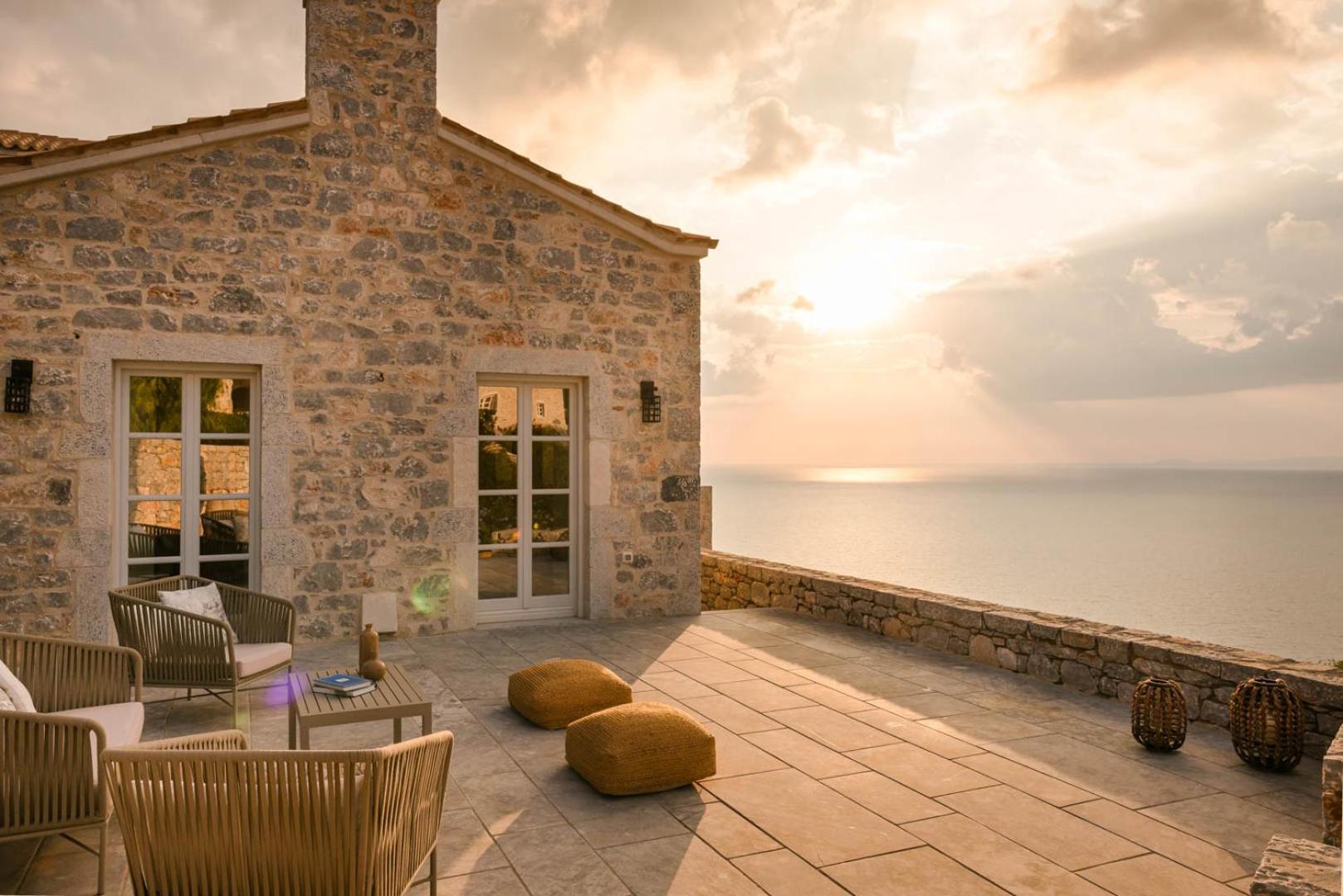 Aria Estate Suites & Spa Areópoli Eksteriør bilde
